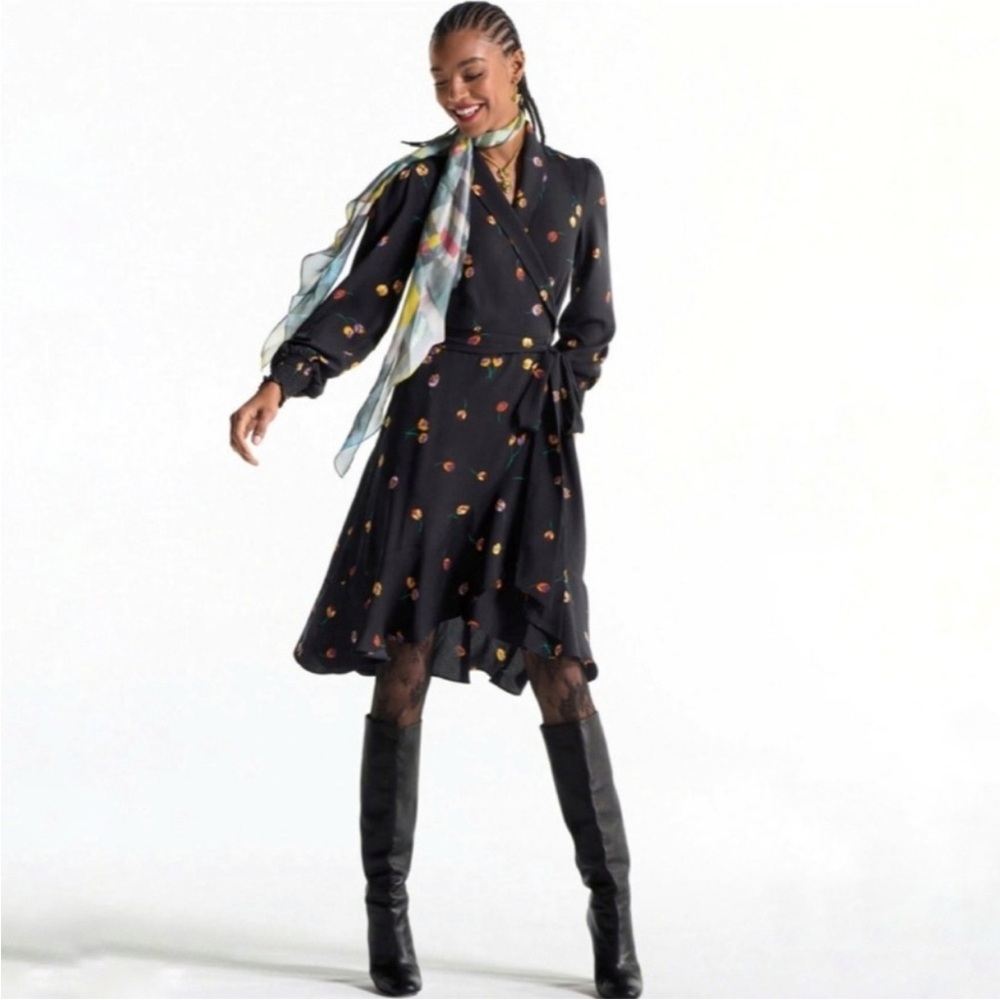 🛍️CAbi Divine dress Sz Medium🛍️